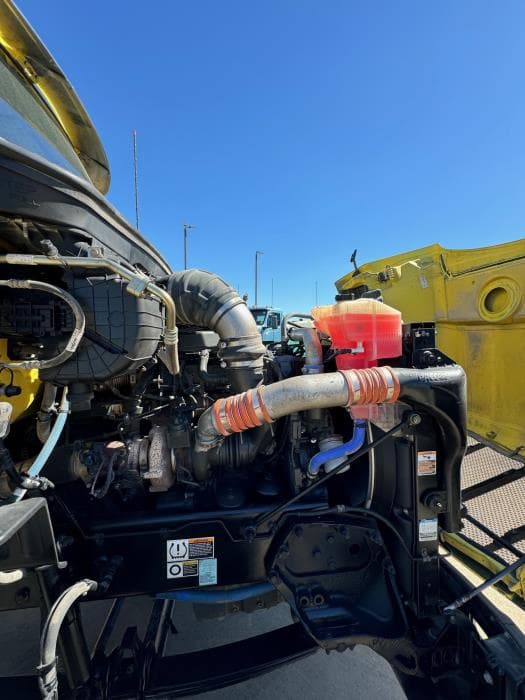 2021 Peterbilt 579 in Dallas, TX — photo 25