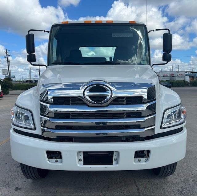 2025 Hino L6 in Pharr, TX — photo 10