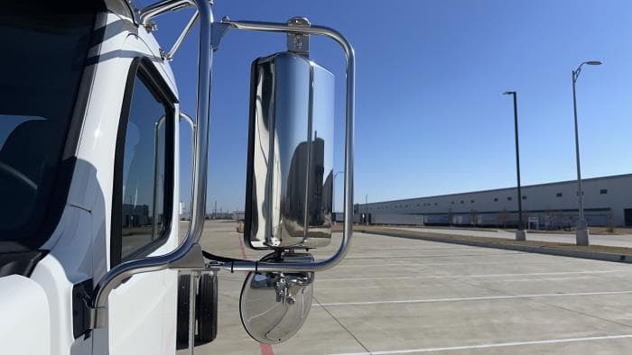 2025 Peterbilt 536 — photo 15