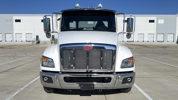 2025 Peterbilt 536 — photo 7