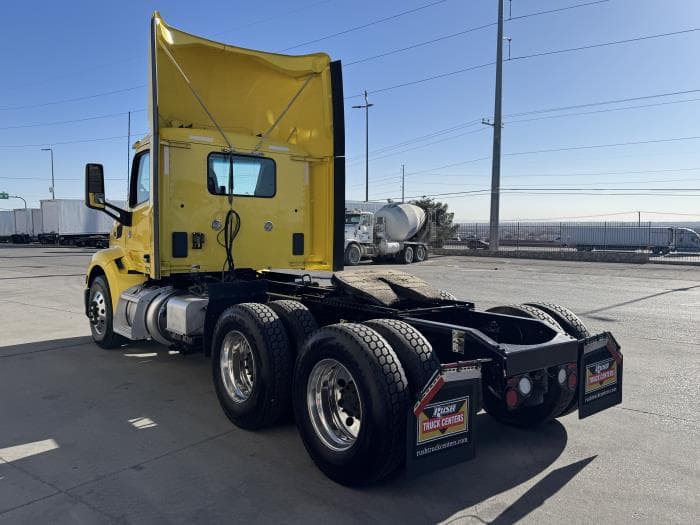 2021 Peterbilt 579 in El Paso, TX — photo 9
