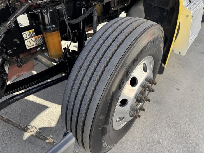 2021 Peterbilt 579 in El Paso, TX — photo 14
