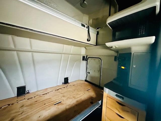2020 Peterbilt 579 — photo 14