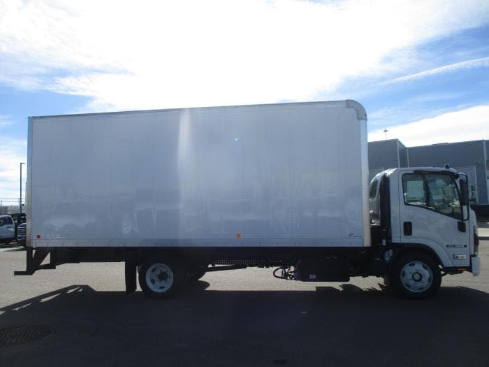 2025 Isuzu NRR in Denver, CO — photo 5