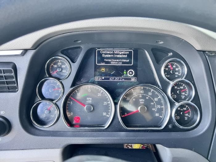 2022 Peterbilt 579 in Atlanta, GA — photo 8