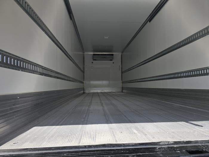 2025 Peterbilt 536 in Dallas, TX — photo 10