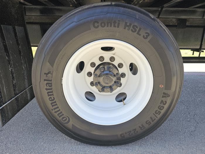 2025 Peterbilt 536 in Dallas, TX — photo 20