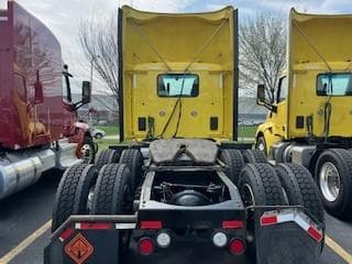 2021 Peterbilt 579 in Columbus, OH, OH — photo 7