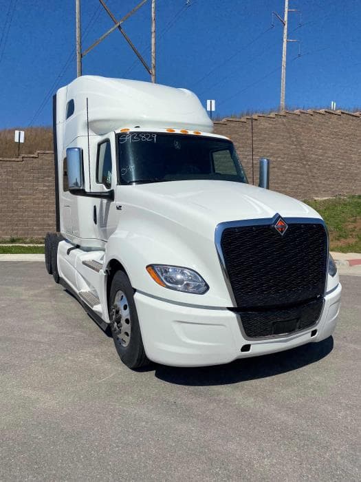 2026 International LT in Kansas City, MO — photo 3