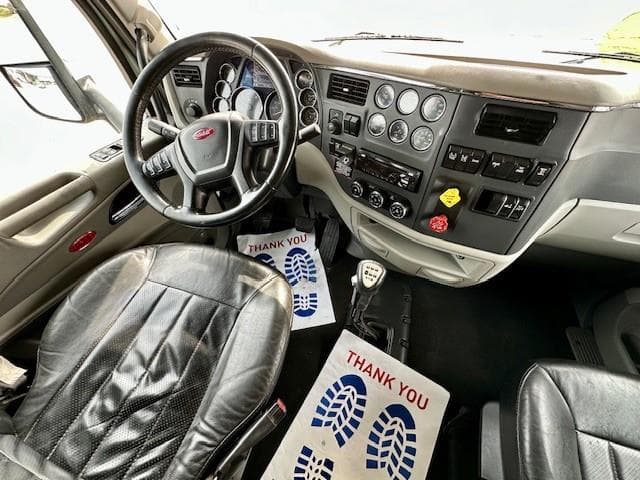 2020 Peterbilt 579 in Tulsa, OK — photo 13