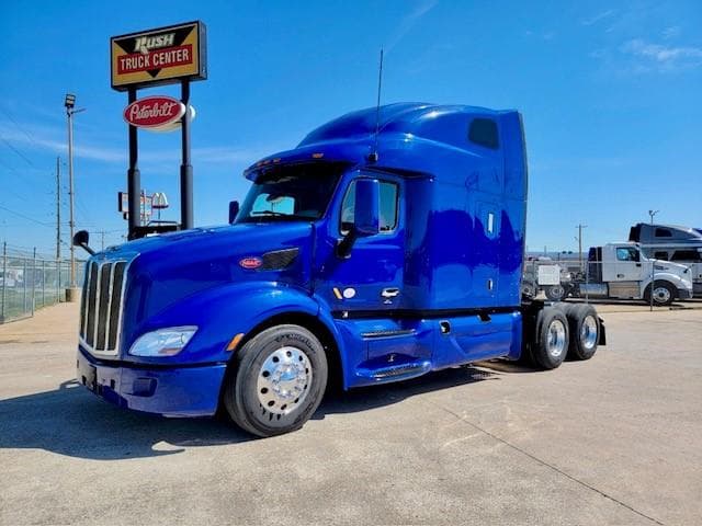 2022 Peterbilt 579 in Tulsa, OK — photo 3