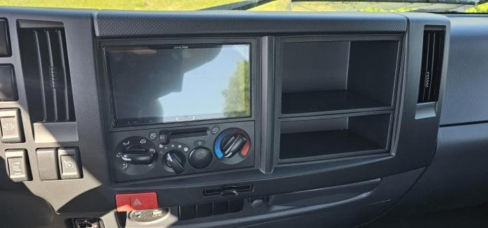 2025 Isuzu FTR in Olathe, KS — photo 14