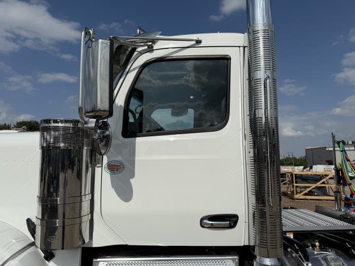 2026 Peterbilt 589 in Dallas, TX — photo 29