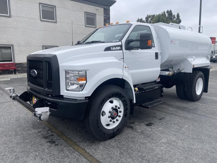 2026 Ford F-750 in Whittier, CA — photo 2