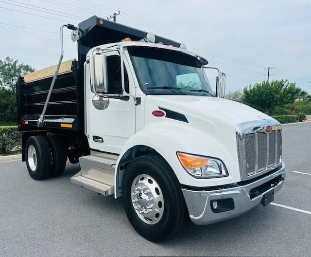 2025 Peterbilt 536 in Brownsville, TX — photo 4