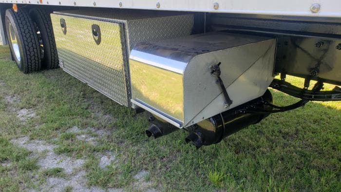 2020 Peterbilt 337 in Orlando, FL — photo 24