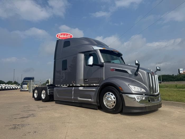 2026 Peterbilt 579 in Oklahoma City, OK — photo 5