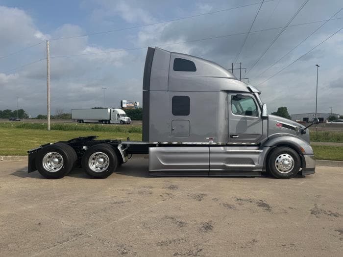 2026 Peterbilt 579 in Oklahoma City, OK — photo 6