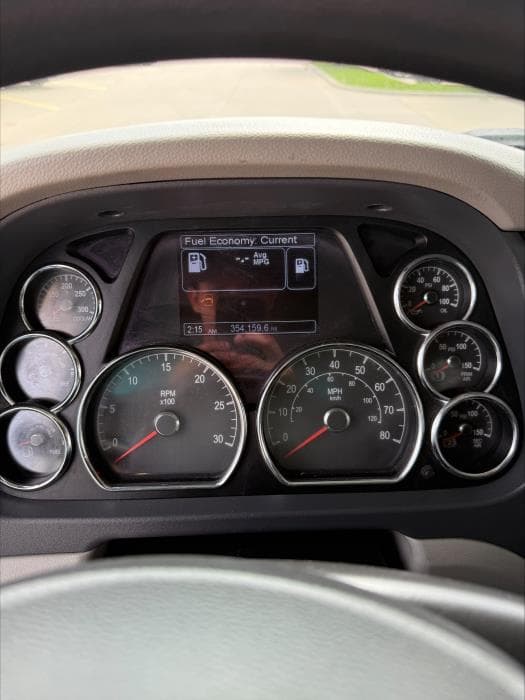 2022 Peterbilt 579 in Springfield, MO, MO — photo 10