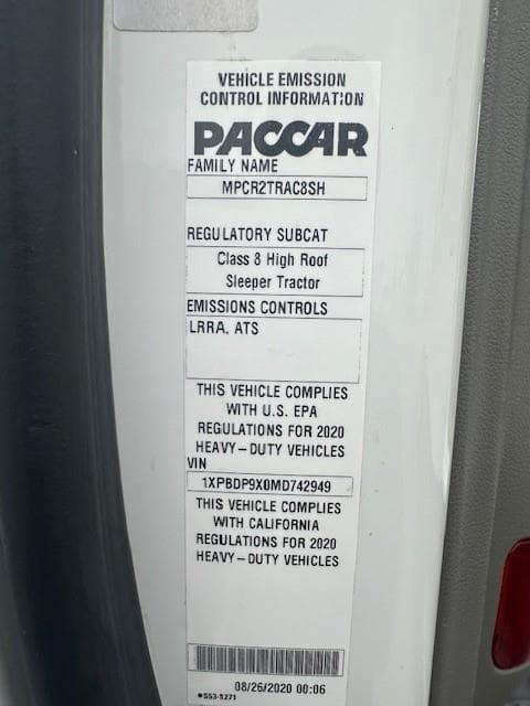 2021 Peterbilt 579 in Fontana, CA — photo 10