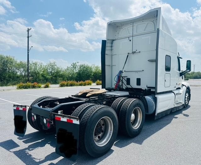 2019 Peterbilt 579 in Pharr, TX — photo 6