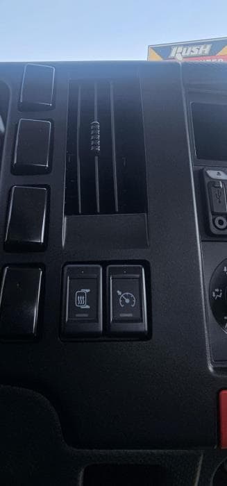 2025 Isuzu NRR in Olathe, KS — photo 18