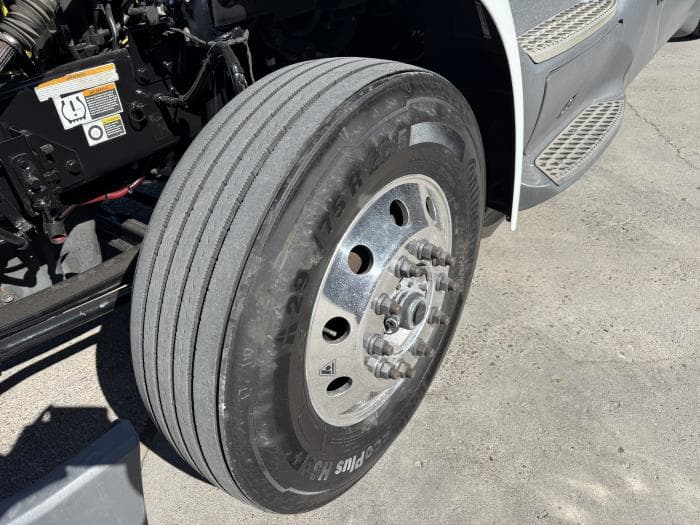 2021 Peterbilt 579 in El Paso, TX — photo 14