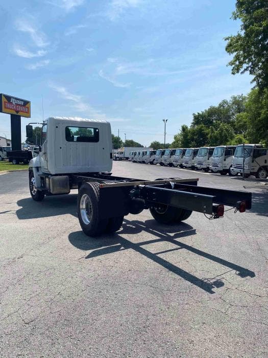 2025 Hino L6 in Olathe, KS — photo 12