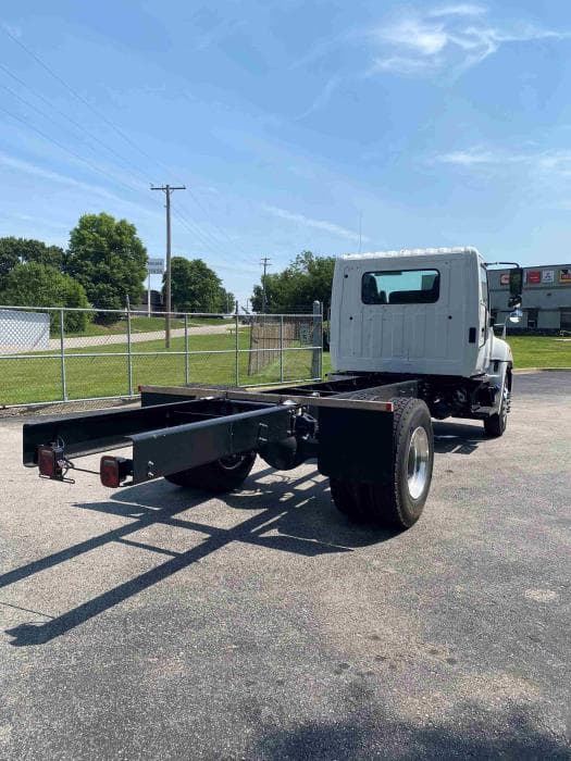 2025 Hino L6 in Olathe, KS — photo 14