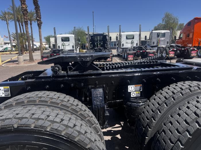 2026 Peterbilt 567 in Phoenix, AZ — photo 12