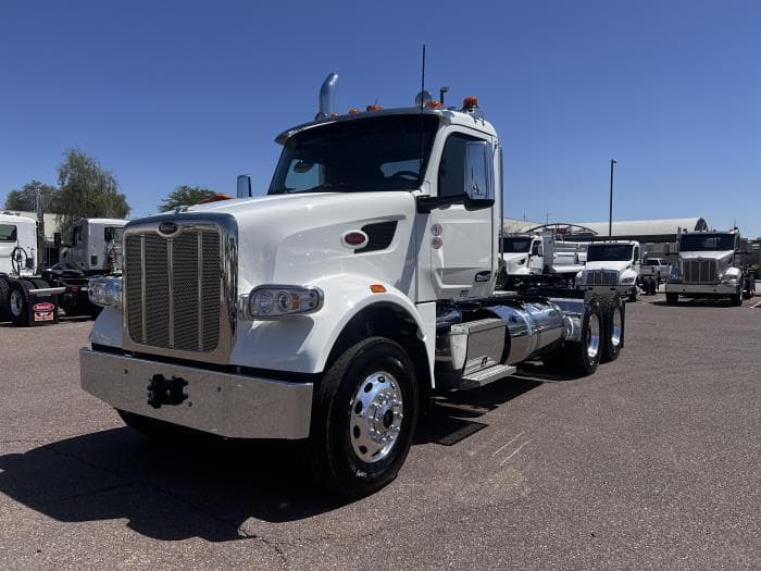 2026 Peterbilt 567 in Phoenix, AZ — photo 2