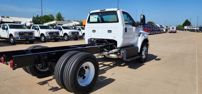 2025 Ford F-750 in Oklahoma City, OK — photo 6