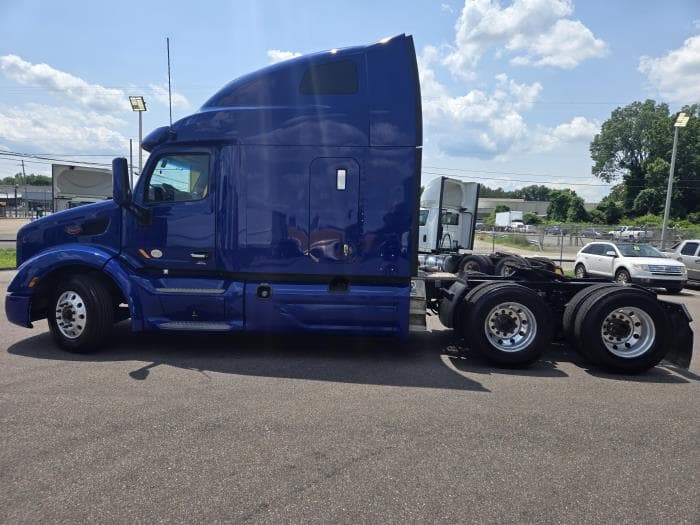 2022 Peterbilt 579 in Memphis, TN — photo 14