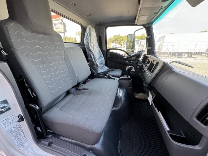 2026 Isuzu NRR in Orlando, FL — photo 11