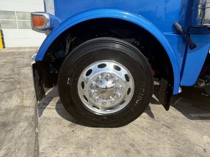 2026 Peterbilt 589 in Dallas, TX — photo 18