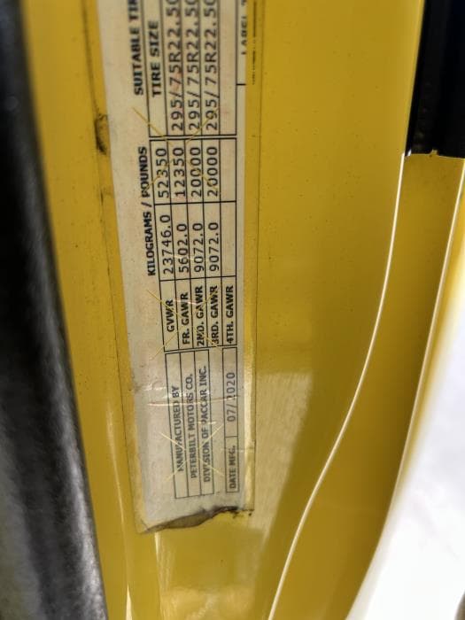 2021 Peterbilt 579 in Houston, TX — photo 27