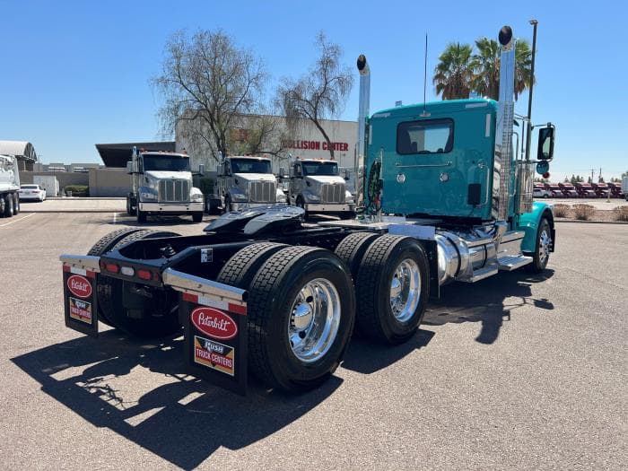 2026 Peterbilt 589 in Phoenix, AZ — photo 7
