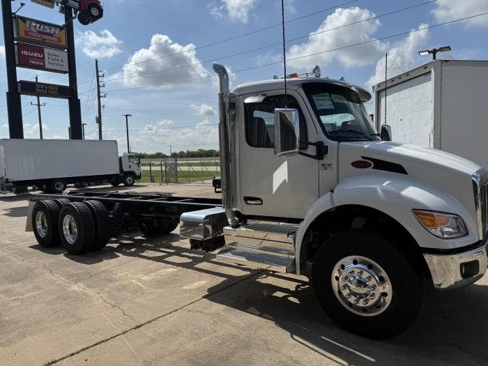 2026 Peterbilt 548 in Sealy, TX — photo 4