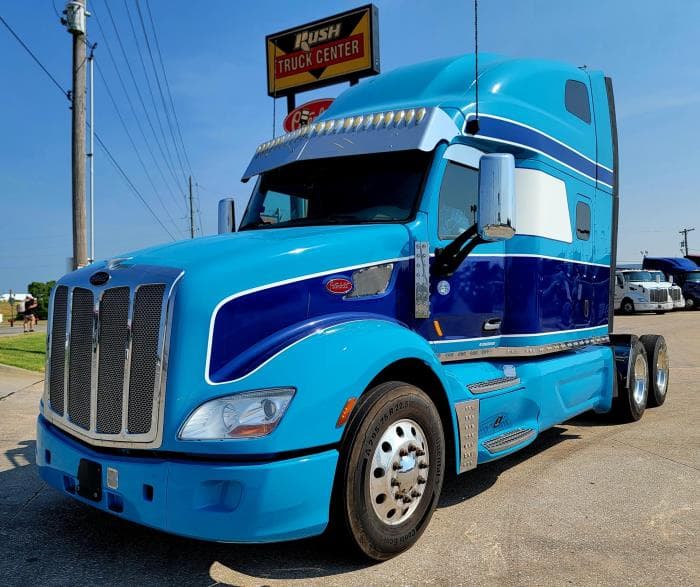 2020 Peterbilt 579 in Tulsa, OK — photo 2