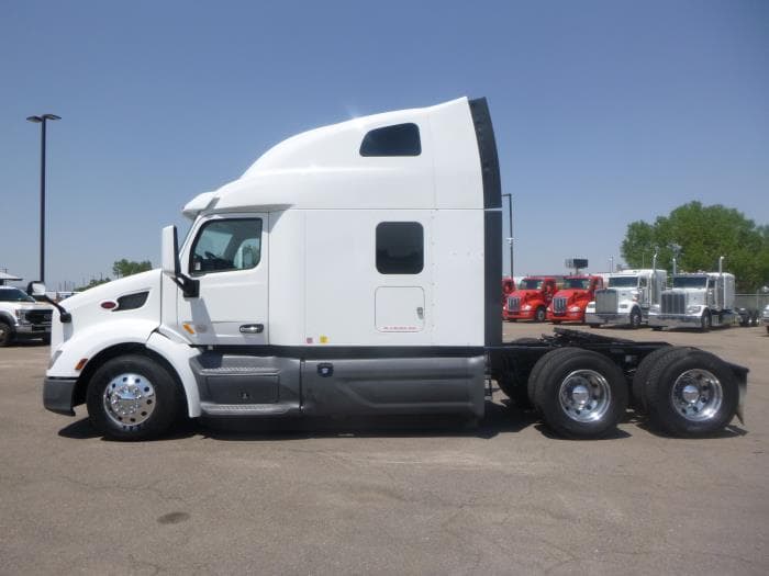 2021 Peterbilt 579 in Greeley, CO — photo 5
