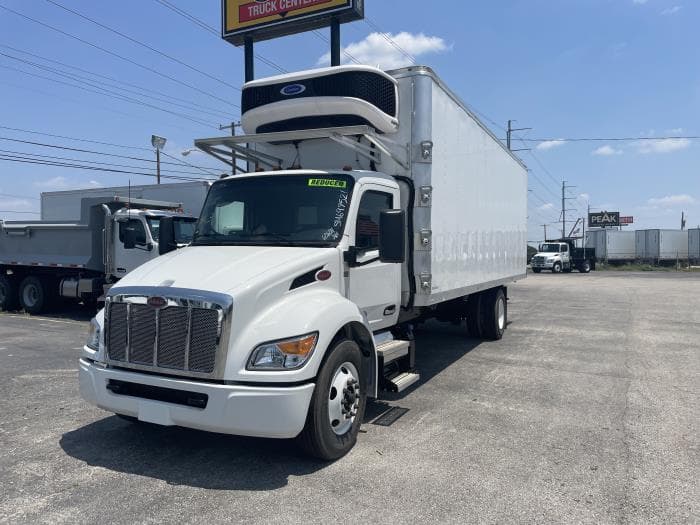 2025 Peterbilt 536 in Dallas, TX — photo 2