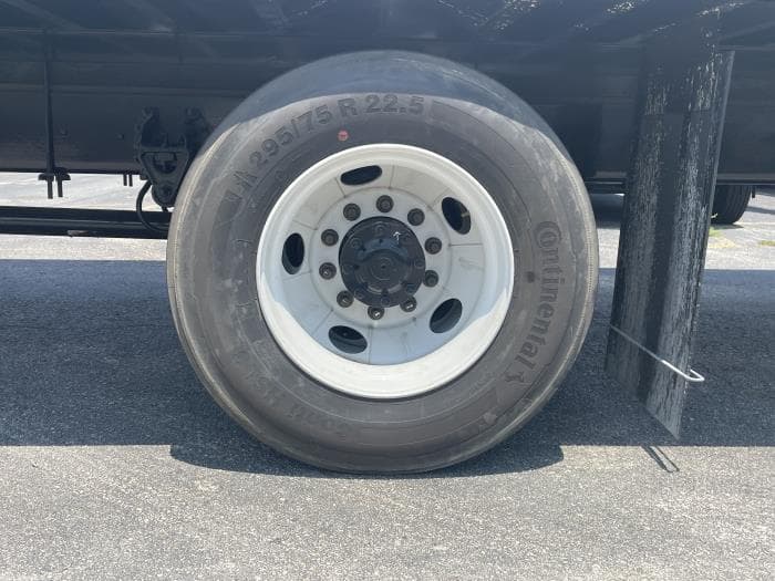 2025 Peterbilt 536 in Dallas, TX — photo 11