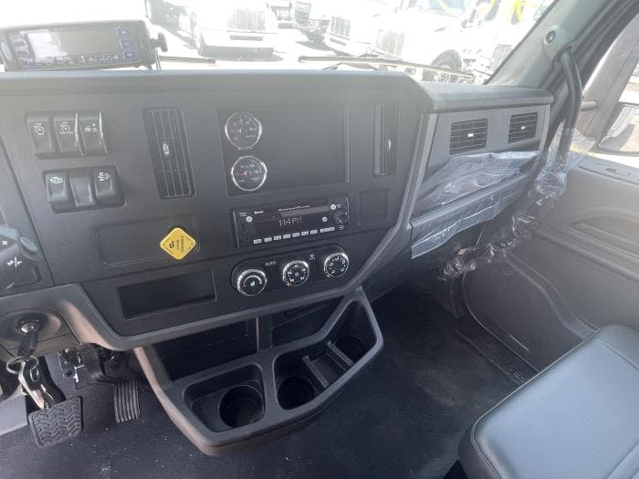 2025 Peterbilt 536 in Dallas, TX — photo 16