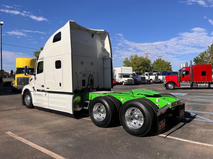 2026 Peterbilt 579 in Albuquerque, NM — photo 4