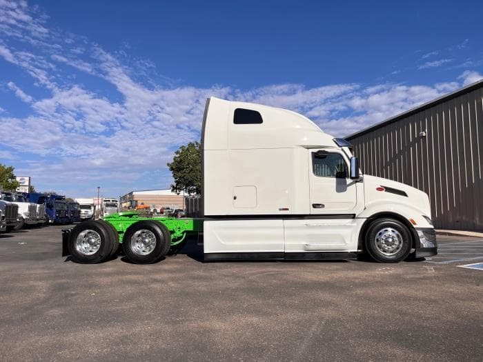 2026 Peterbilt 579 in Albuquerque, NM — photo 6