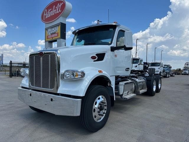 2026 Peterbilt 567 in Fort Worth, TX — photo 2