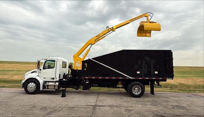 2025 Peterbilt 537 in Dallas, TX — photo 15