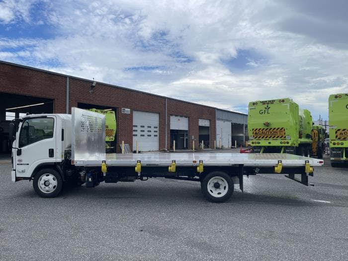 2026 Isuzu NRR in Orlando, FL — photo 3