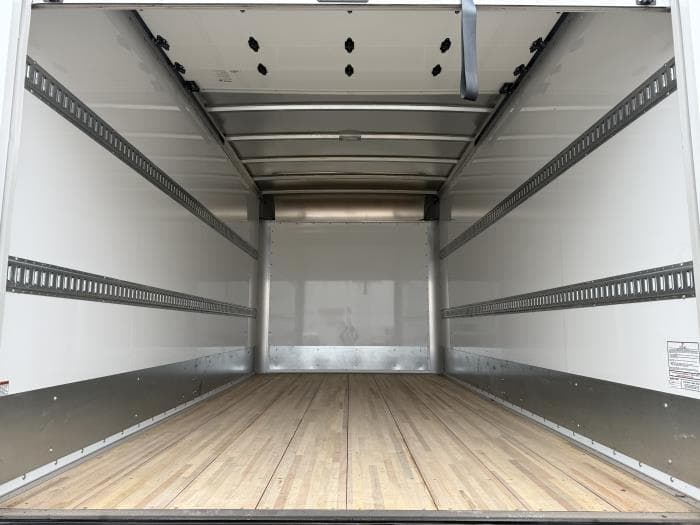 2025 Isuzu NQR in Dallas, TX — photo 10