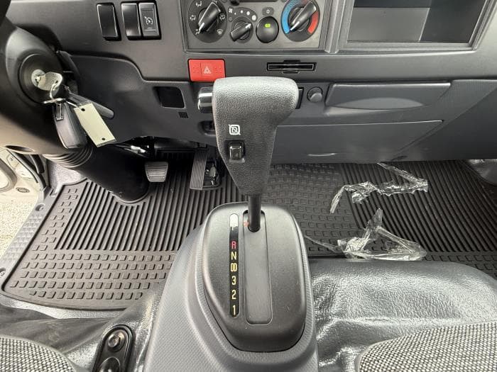 2025 Isuzu NRR in Dallas, TX — photo 12